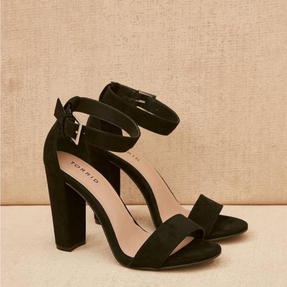 SOLD NWOT Torrid Two Strap Tapered Heel Sandal - Picture 2 of 4